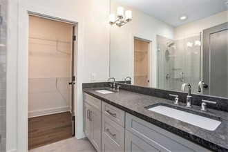 1350 May Ave SE in Atlanta, GA - Building Photo - Building Photo