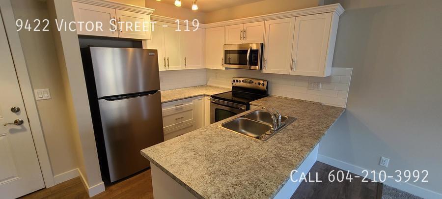 9422 Victor St in Chilliwack, BC - Building Photo