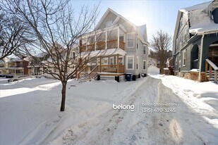 122 Redfield Pl in Syracuse, NY - Building Photo