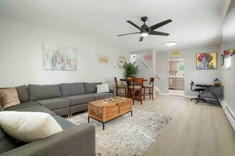 10945 W 45th Ave in Wheat Ridge, CO - Building Photo - Building Photo