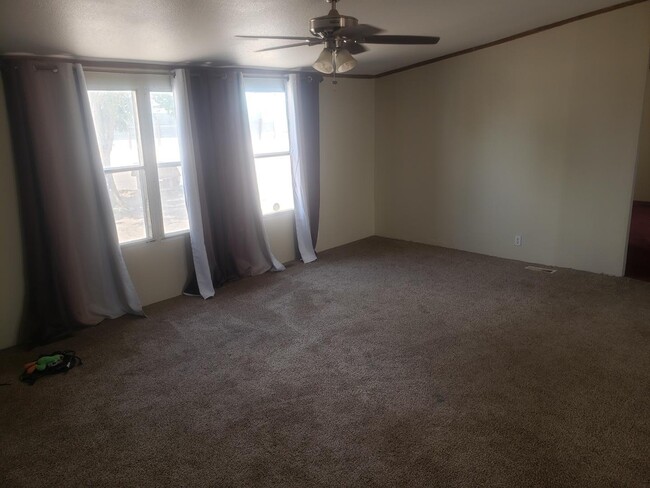 10 Cloud Ct in Belen, NM - Building Photo - Building Photo