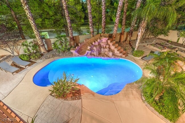 249 Timber Hollow St