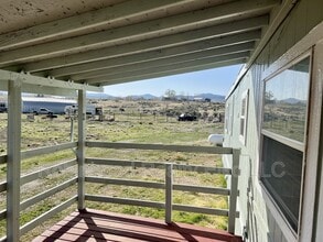 5421 Victory Blvd in Elko, NV - Building Photo - Building Photo