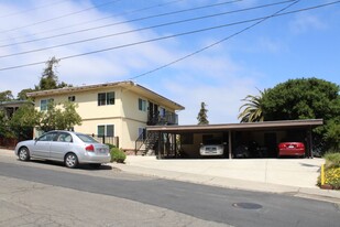 2292 Orleans Dr in Pinole, CA - Building Photo