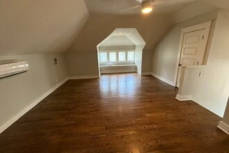 122 N Evergreen St in Memphis, TN - Building Photo - Building Photo
