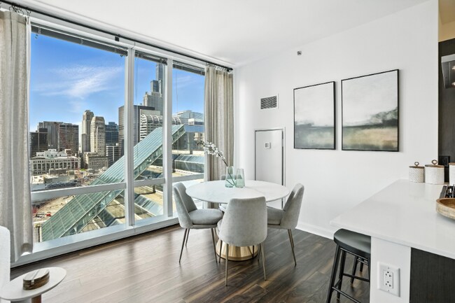 141 W Wacker Dr in Chicago, IL - Foto de edificio - Building Photo