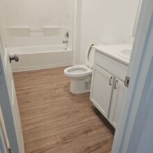 9042 Estes Lks Dr in Baytown, TX - Building Photo - Building Photo