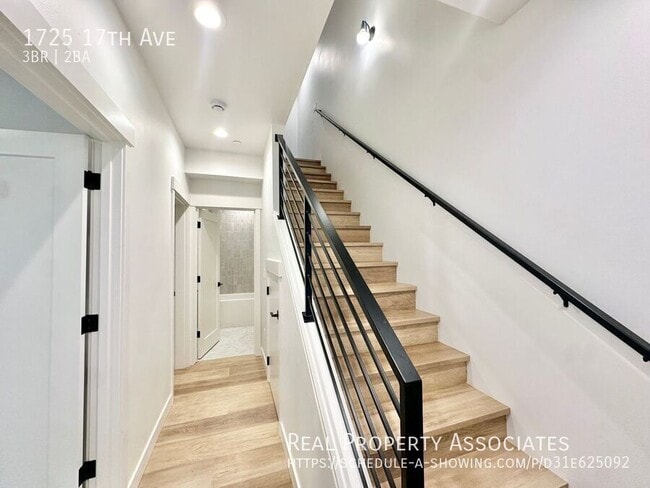 1725 17th Ave in Seattle, WA - Building Photo - Building Photo