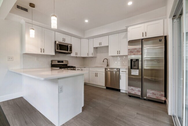 82 Ballou Ave, Unit 1 in Boston, MA - Foto de edificio - Building Photo