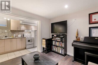 57 Lanark Ave in Toronto, ON - Building Photo - Building Photo