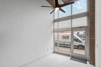 521 S 7th St in Minneapolis, MN - Foto de edificio - Building Photo
