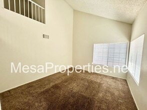 12346 Mt Baldy Dr in Victorville, CA - Building Photo - Building Photo