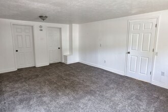 1000 Jennette Ave NW in Grand Rapids, MI - Building Photo - Building Photo