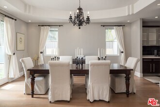 841 N Crescent Heights Blvd in Los Angeles, CA - Building Photo - Building Photo