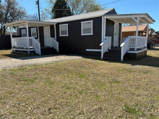 property at 304 Carson Cir