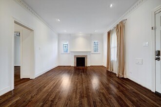 2622 Westgate Dr in Houston, TX - Building Photo - Building Photo