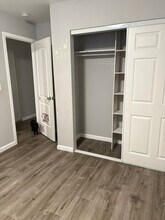 8653 Danridge Dr in Sacramento, CA - Foto de edificio - Building Photo