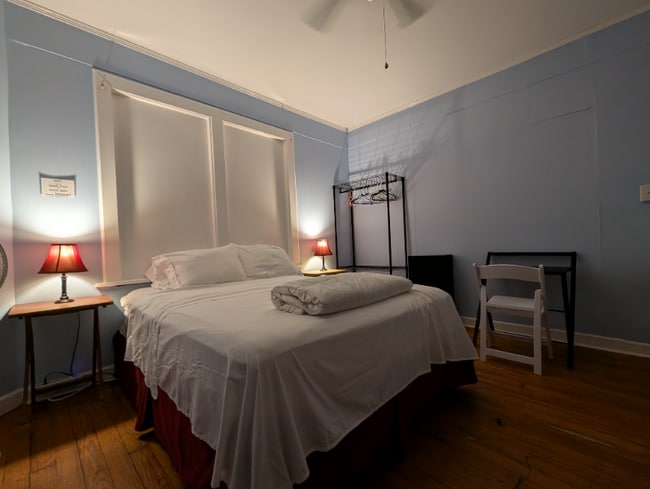 property at 16 Ravenscroft Dr