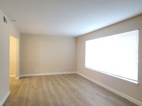 5828 El Zuparko Dr in San Jose, CA - Foto de edificio - Building Photo