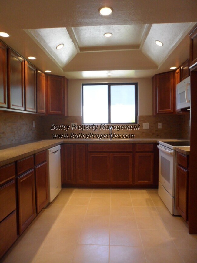 2042 Dolphin Dr in Aptos, CA - Building Photo - Building Photo