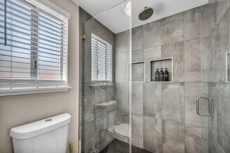 2269 McCoig Ave in Las Vegas, NV - Building Photo - Building Photo