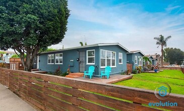 4323-4333 Gresham St in San Diego, CA - Building Photo - Building Photo