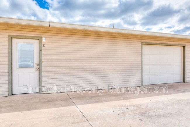 350 W Ave L in San Angelo, TX - Building Photo - Building Photo