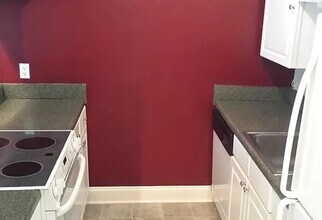 2125 Sandpiper St in Tallahassee, FL - Building Photo - Building Photo