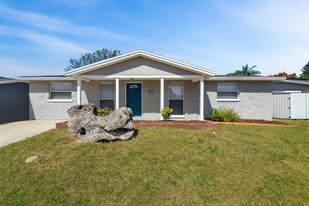 2844 Homewood St in Clearwater, FL - Building Photo