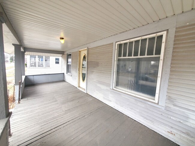 416 Riehl St in Waterloo, IA - Building Photo - Building Photo
