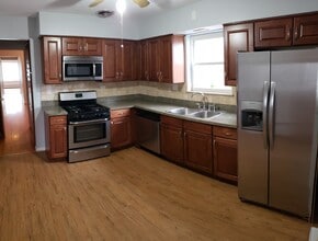 5529 N Mango Ave in Chicago, IL - Building Photo - Building Photo