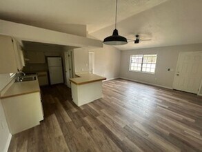 13458 Tyringham St in Spring Hill, FL - Building Photo - Building Photo