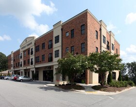 2920 Martinsville Rd in Greensboro, NC - Building Photo - Building Photo