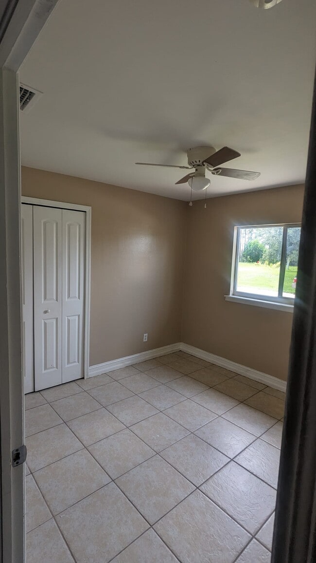 property at 513 Meadow Rd
