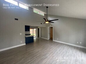 4314 NW 27th Terrace in Gainesville, FL - Building Photo - Building Photo