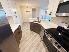 7187 Camino Degrazia in San Diego, CA - Building Photo