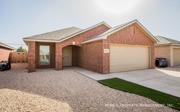 2005 Kenwood Ave in Lubbock, TX - Building Photo - Building Photo