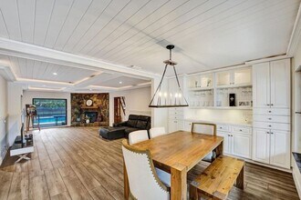 5612 Harding St in Hollywood, FL - Building Photo - Building Photo