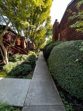 1455 Latour Ln in Concord, CA - Foto de edificio - Building Photo