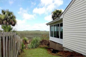 129 Marsh Edge Ln in Savannah, GA - Building Photo - Building Photo