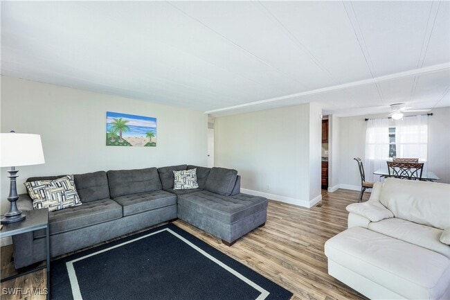 property at 21 Lemans Dr