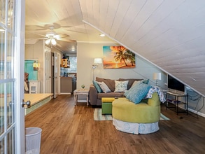 1113 Lovell Ave in Tybee Island, GA - Building Photo - Building Photo