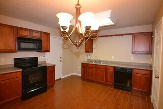 11116 Vollmer Ln in San Antonio, TX - Building Photo - Building Photo
