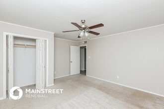 5621 Bonnie Wayne St in Haltom City, TX - Foto de edificio - Building Photo