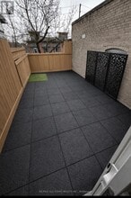 1918 A Queen St E in Toronto, ON - Building Photo - Building Photo