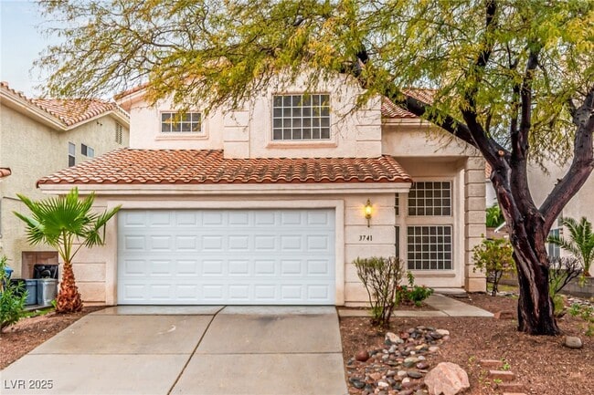 property at 3741 Grand Viewpoint Ct