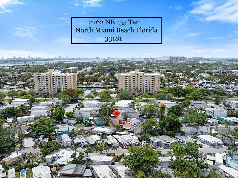 2262 NE 135th Terrace in North Miami Beach, FL - Building Photo