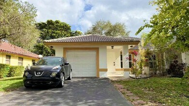 2377 NW 123rd Ave in Coral Springs, FL - Building Photo - Building Photo