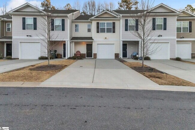 205 Oakmont Valley Trl in Seneca, SC - Building Photo - Building Photo