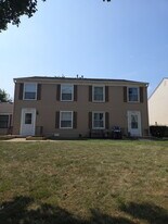 1255 Pearl Ave in Glendale Heights, IL - Building Photo